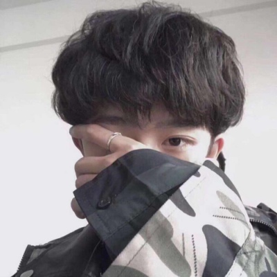 2022最火的伤感男头像