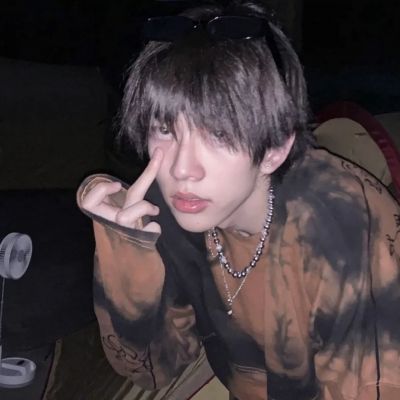 qq头像男帅气阳光真人