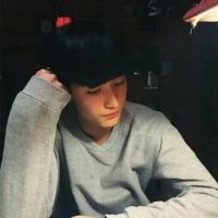 头像男成熟 高冷