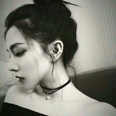 头像女霸气冷酷无情女挡脸三年级