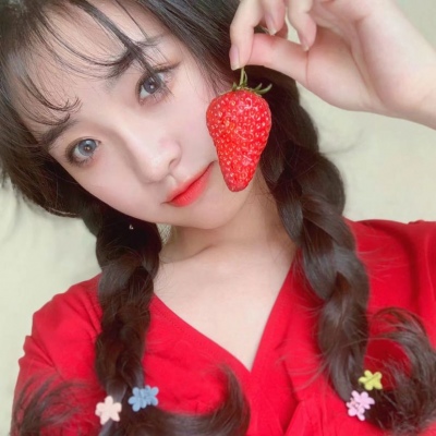 红色熊熊头像