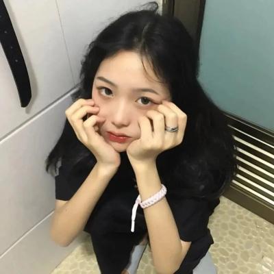 头像女生简单气质