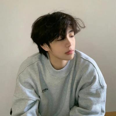 ins风小众头像男