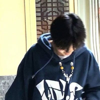超好看的头像男生冷酷霸气
