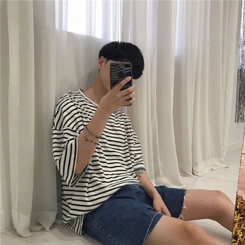 黑暗霸气男生头像伤感