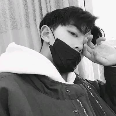 关于男生的头像霸气冷酷