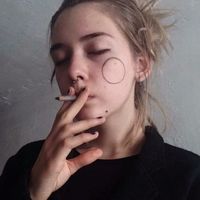 开心的头像女