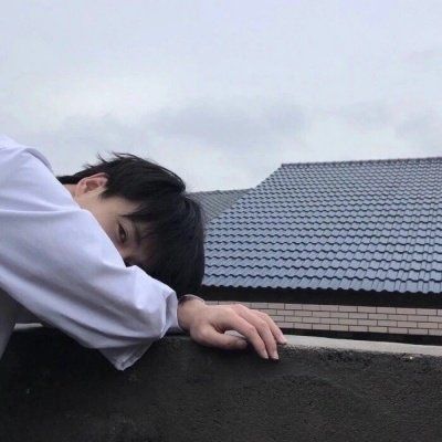 头像男生高级小众幽默