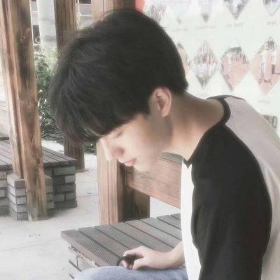 帅哥头像阳光帅气