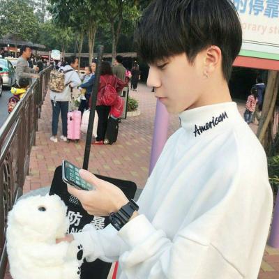 头像男高冷