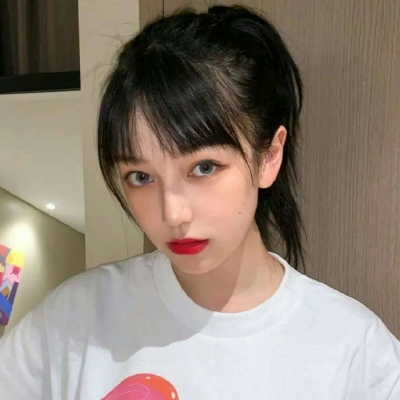 头像女简约温柔