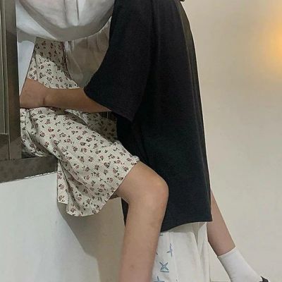 情侣绘画头像一男一女最新