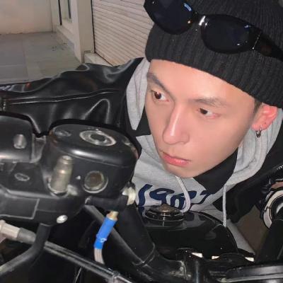 成熟男头像高冷气质头像