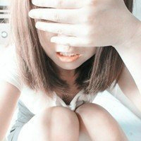 简单耐看头像图片女生