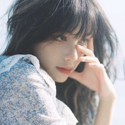 小众头像女ins