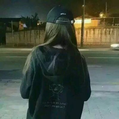好看的头像女背影头像