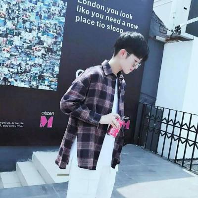 戴口罩帅哥头像图片真人