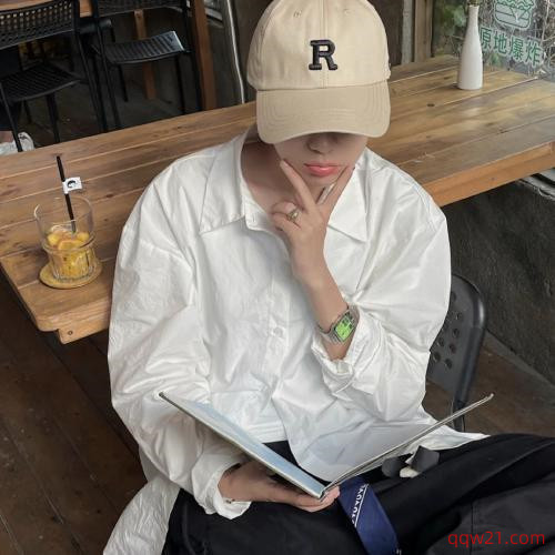 孤傲高冷男头像高清图真人