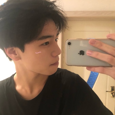 男生头像清新阳光少年 帅气