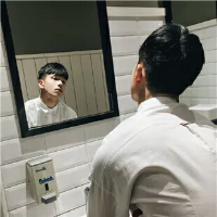 4字男生简约网名