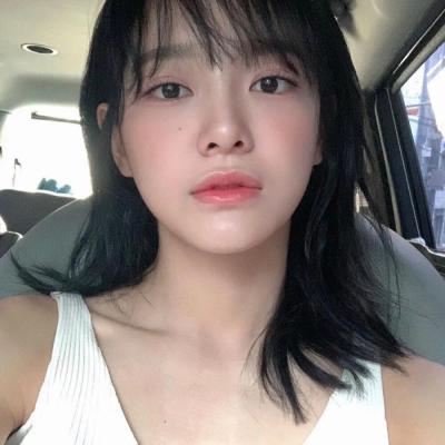 女生头像不露脸高清