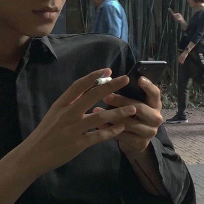 男生头像ins高级质感抽烟