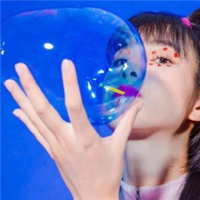 女生带妍或颜字的网名