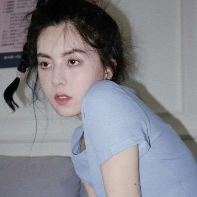 头像高级感小众女