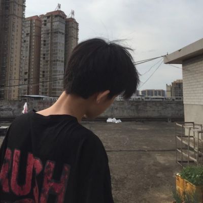 头像图片男生冷酷帅