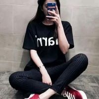 网名女超拽两个字