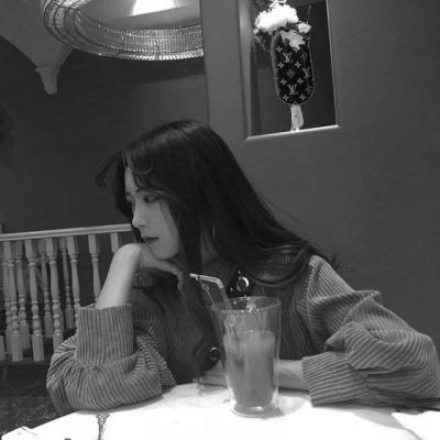 头像图片霸气冷酷女生 伤感