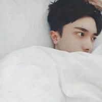 男性头像成熟 男生伤感