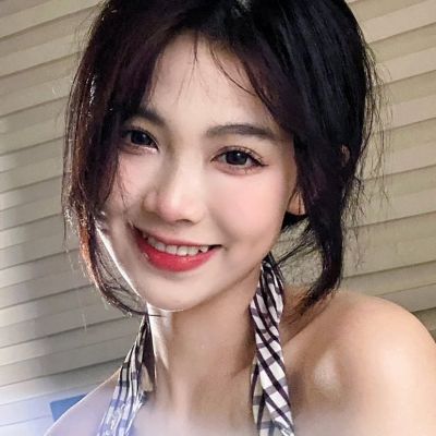 头像女真人温柔可爱