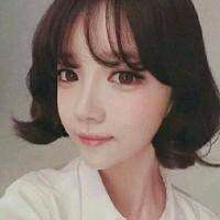 女生头像海边