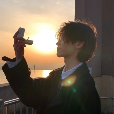 暖男头像治愈系笑容