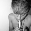 qq伤感头像抽烟的男