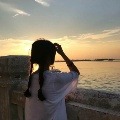 美女图片背影微信头像高清