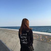 休闲头像女背影