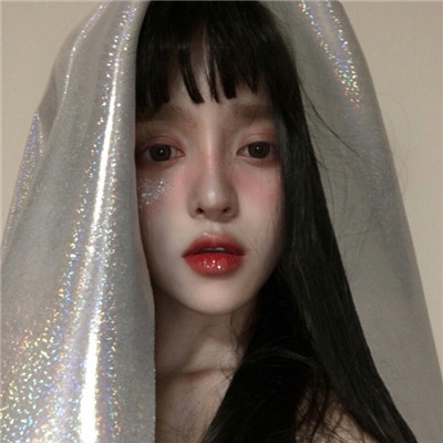 小清新的女生真人不露脸头像
