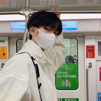 情侣头像速写简单