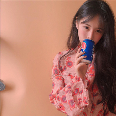 好看搞怪的女生头像