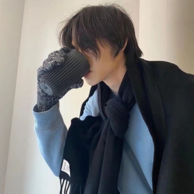 头像气质高冷霸气男