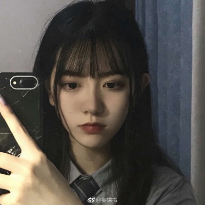 抖音头像下面有个小图标