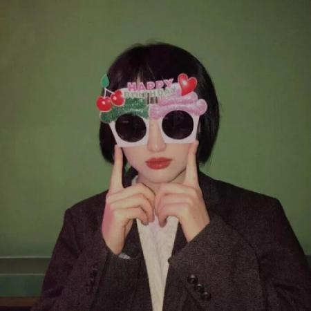 非主流头像女