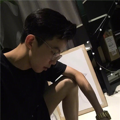 2023最火头像男