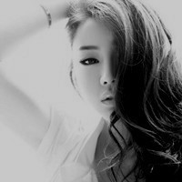 一女阴暗头像双双