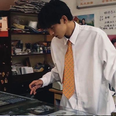 落日头像男