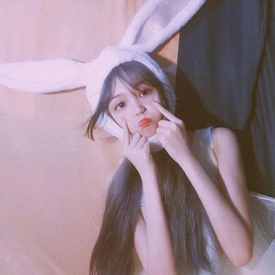 微胖美女图片做微信头像
