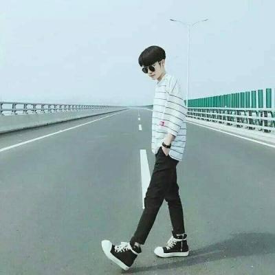丁程鑫同款微信头像高清加油