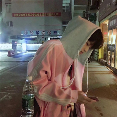 男生头像真人帅气有腹肌
